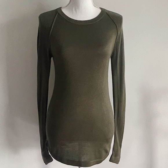 NWT Lululemon Sunshine Coast Long Sleeve Sweater - Picture 4 of 15